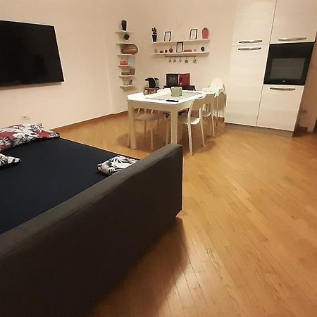 Interno5 Apartman Bari Kültér fotó
