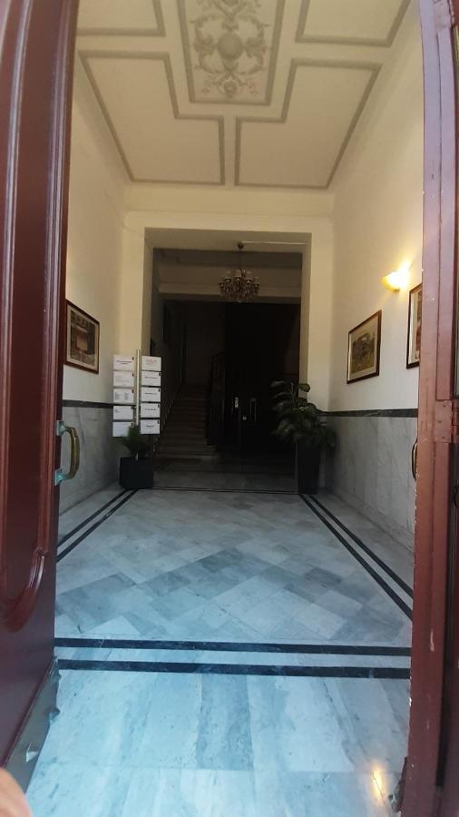 Interno5 Apartman Bari Kültér fotó